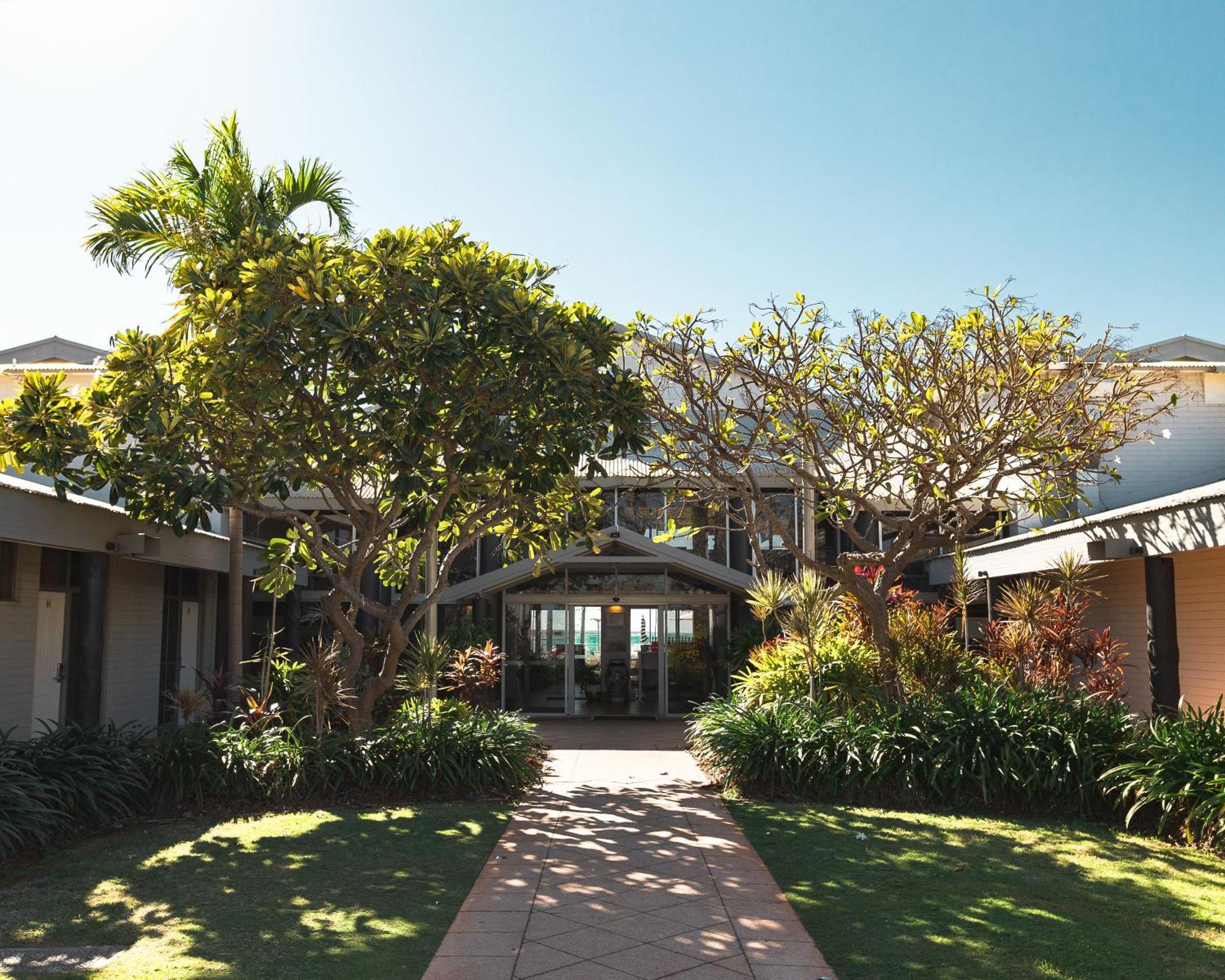Mangrove Hotel Broome Exterior foto